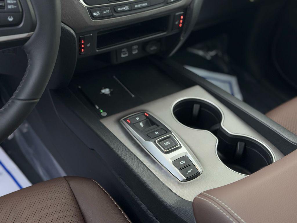 used 2025 Honda Ridgeline car, priced at $36,951