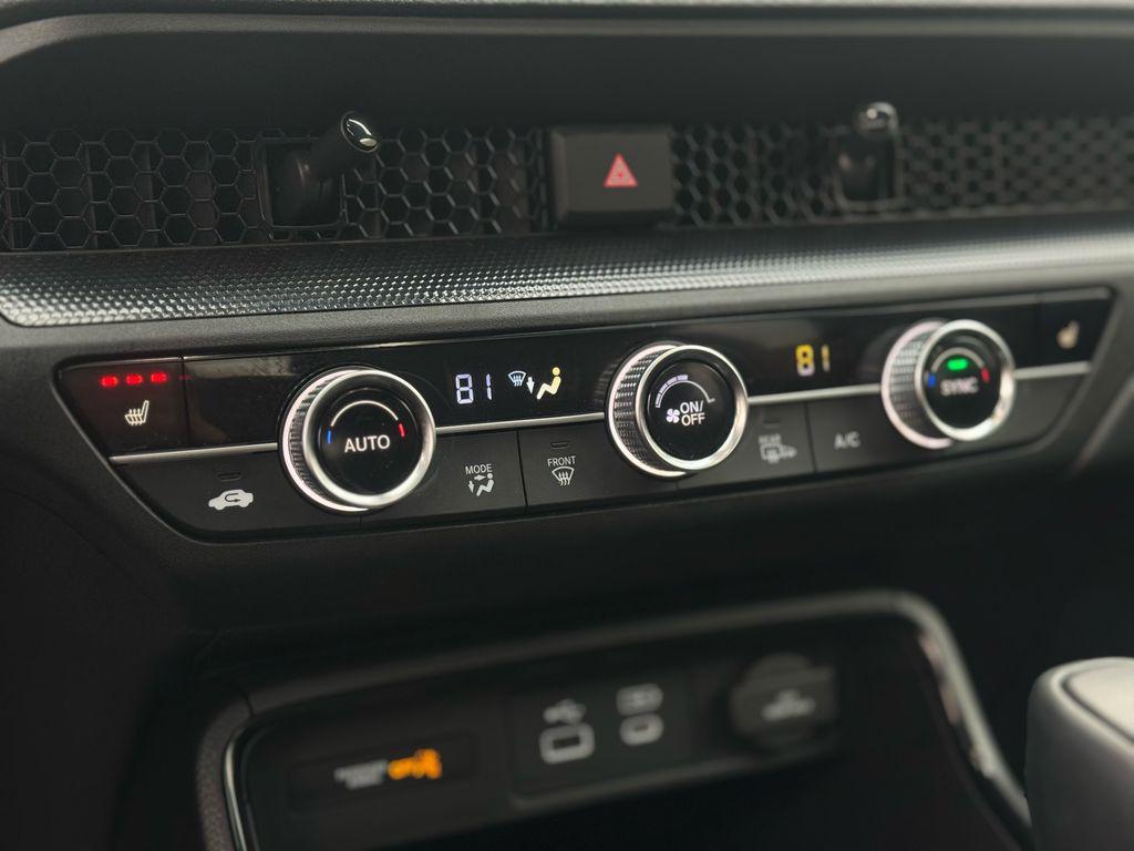 used 2025 Honda CR-V Hybrid car, priced at $34,689