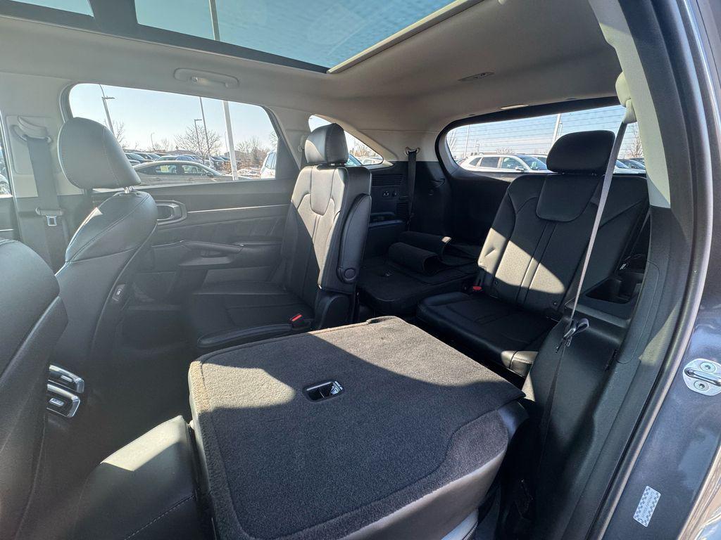 used 2021 Kia Sorento car, priced at $24,968