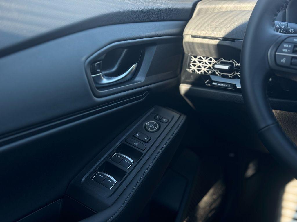 new 2025 Honda Accord Hybrid car, priced at $33,700