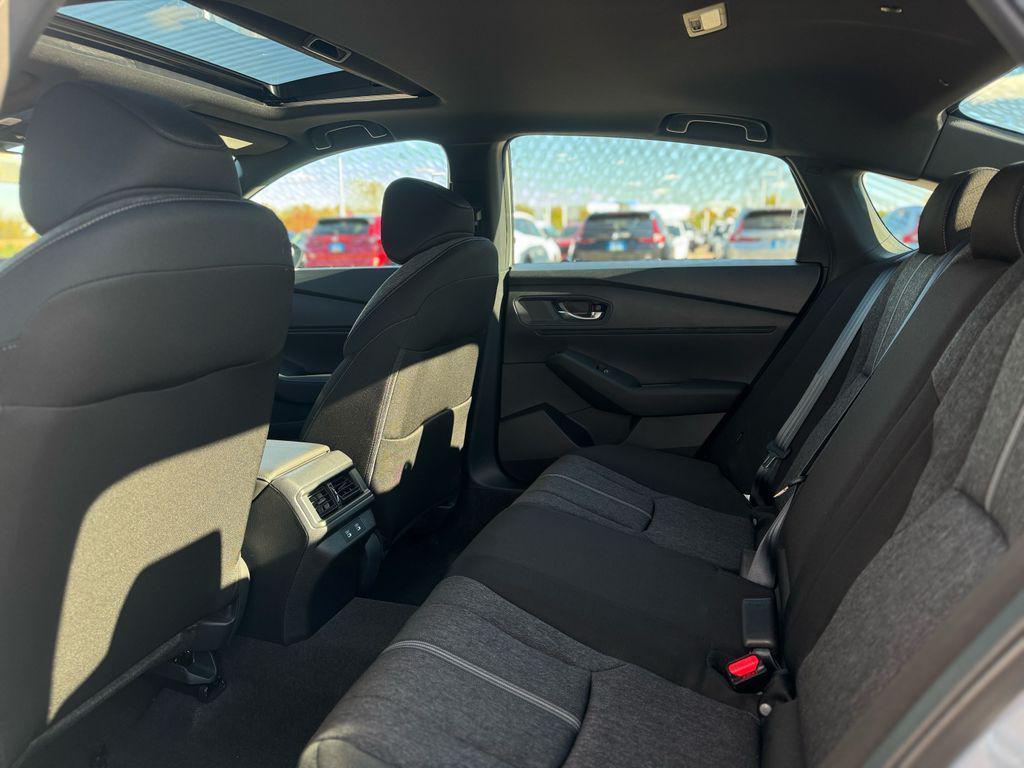 new 2025 Honda Accord Hybrid car, priced at $33,700