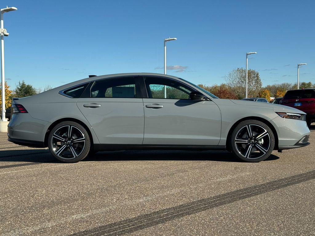 new 2025 Honda Accord Hybrid car, priced at $33,700