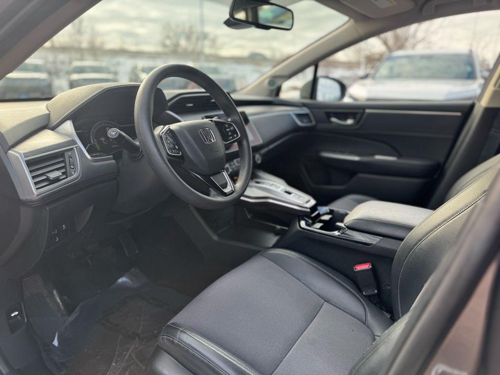 used 2018 Honda Clarity Plug-In Hybrid car, priced at $15,993