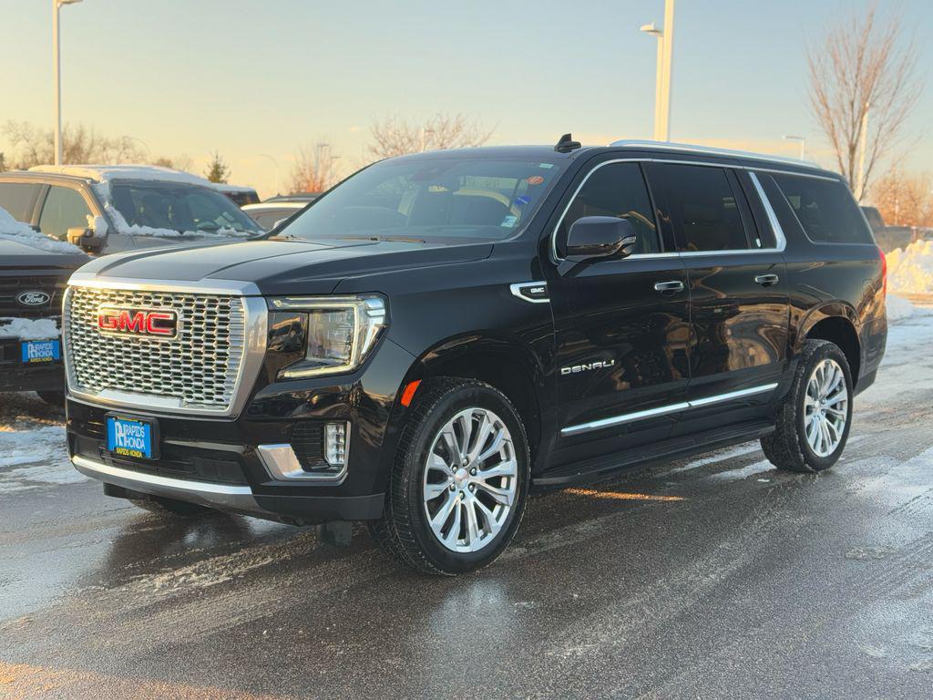 used 2024 GMC Yukon XL car, priced at $63,987