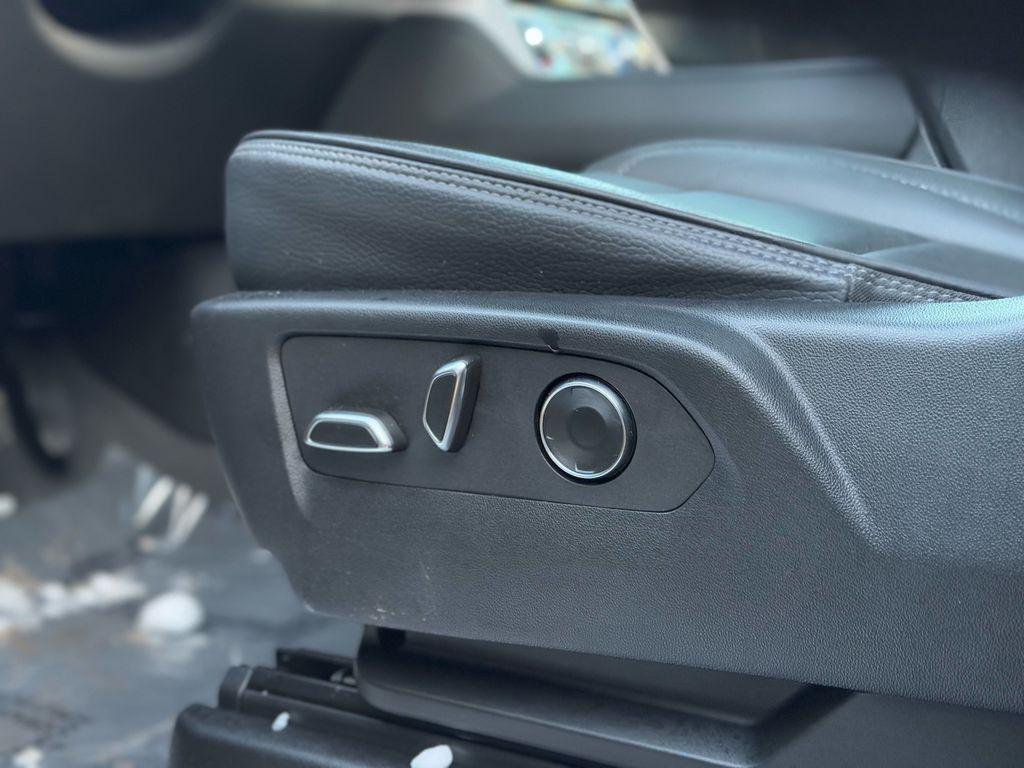 used 2024 GMC Yukon XL car, priced at $63,987