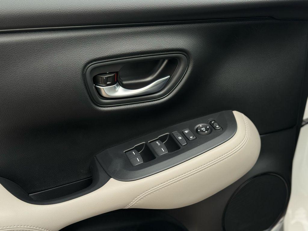 new 2026 Honda HR-V car, priced at $28,420