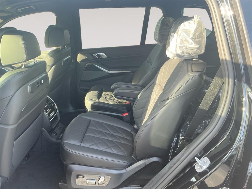 new 2026 BMW X7 car, priced at $98,180