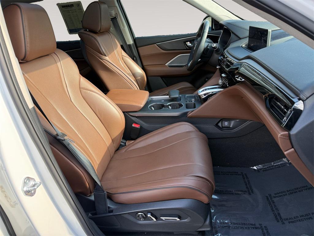 used 2023 Acura MDX car, priced at $42,893