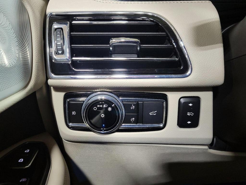 used 2021 Lincoln Navigator L car, priced at $50,998