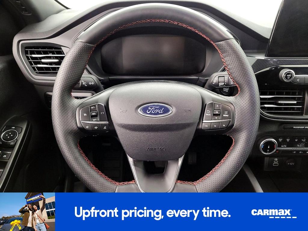 used 2025 Ford Escape car, priced at $25,998