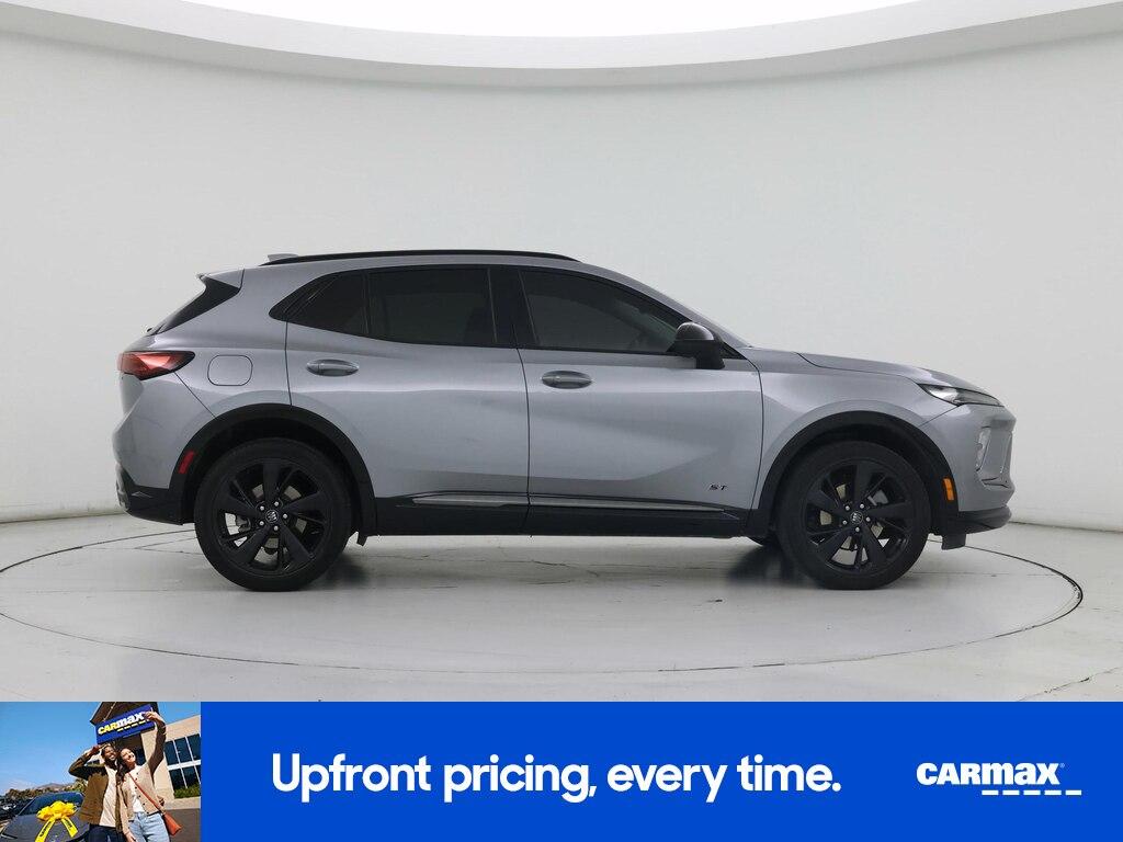 used 2025 Buick Envision car, priced at $29,998