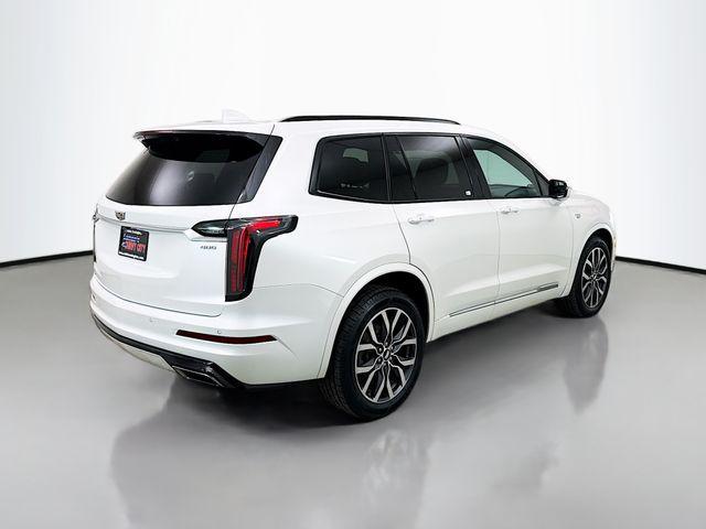 used 2021 Cadillac XT6 car, priced at $26,490