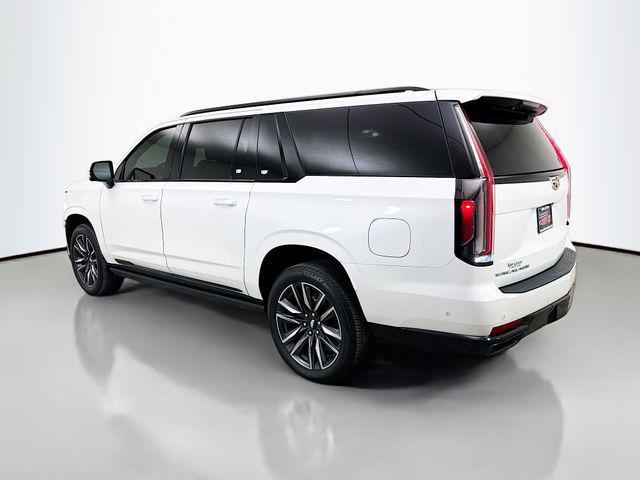 used 2021 Cadillac Escalade ESV car, priced at $61,495