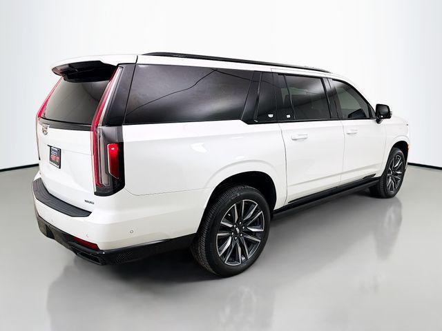 used 2021 Cadillac Escalade ESV car, priced at $61,495