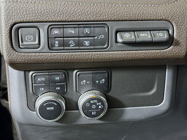 used 2022 GMC Yukon car, priced at $53,902