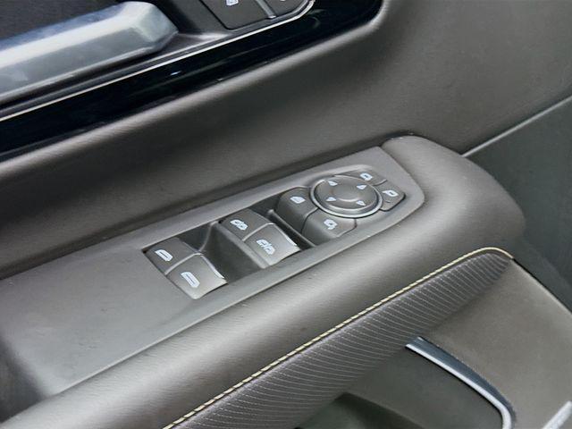 new 2025 Chevrolet Suburban car, priced at $82,830