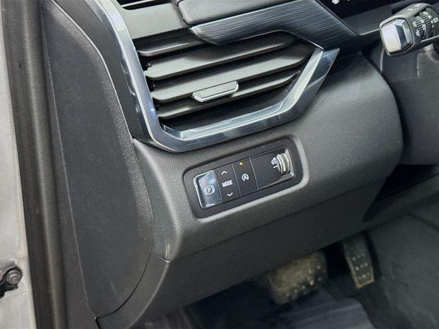 used 2024 GMC Acadia car, priced at $33,990