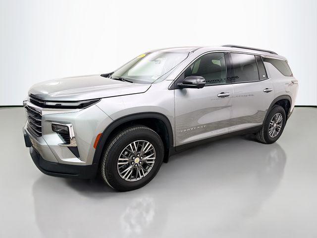 used 2026 Chevrolet Traverse car, priced at $39,490