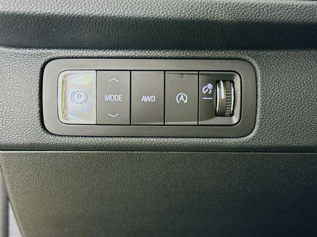 new 2026 Chevrolet Traverse car, priced at $43,390