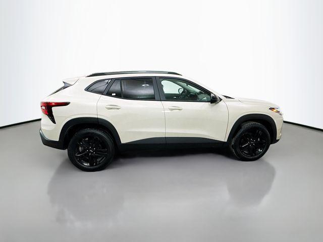 new 2026 Chevrolet Trax car, priced at $25,790