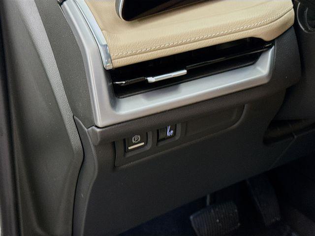 used 2024 Cadillac XT4 car, priced at $28,995