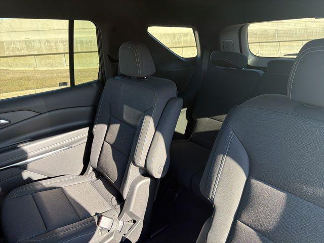 new 2026 Chevrolet Traverse car, priced at $41,913