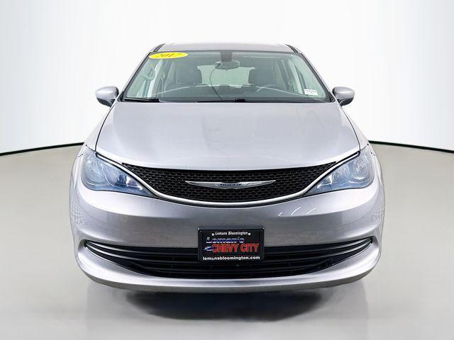 used 2017 Chrysler Pacifica car, priced at $9,995