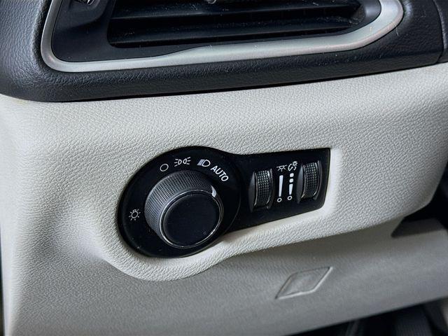 used 2017 Chrysler Pacifica car, priced at $9,995