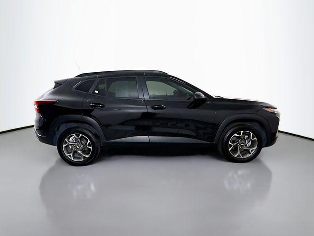 used 2025 Chevrolet Trax car, priced at $21,985