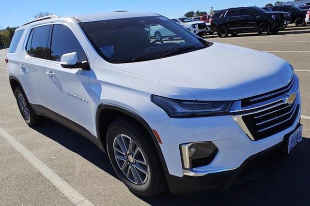 used 2023 Chevrolet Traverse car, priced at $26,495
