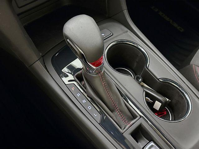 used 2024 Chevrolet Equinox car, priced at $24,990