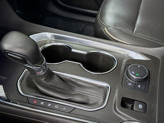 used 2023 Chevrolet Traverse car, priced at $30,490