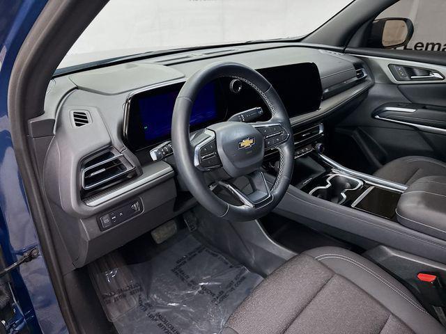 used 2024 Chevrolet Traverse car, priced at $32,490