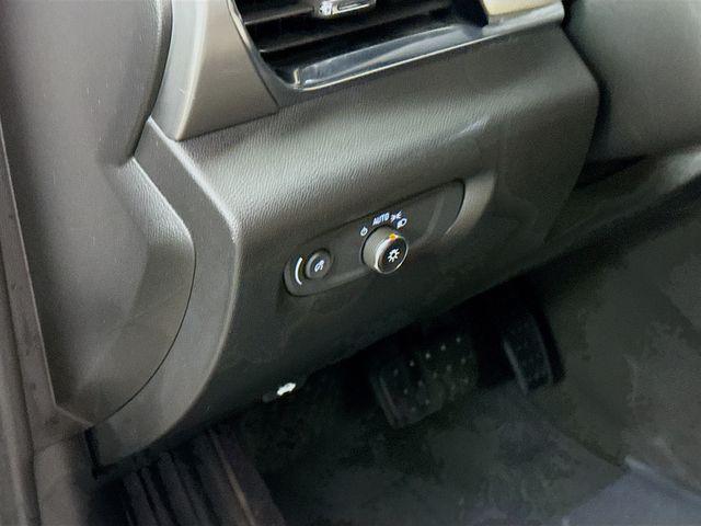 used 2023 Chevrolet Traverse car, priced at $25,495