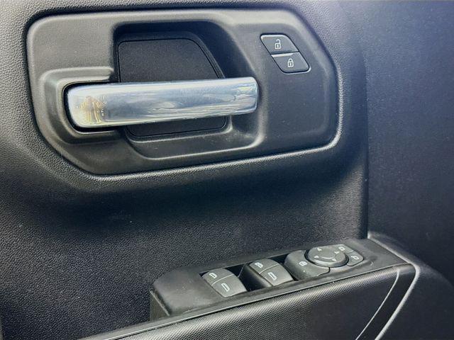 used 2022 Chevrolet Silverado 1500 car, priced at $27,995