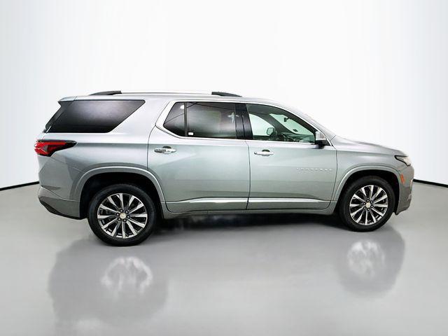 used 2023 Chevrolet Traverse car, priced at $33,490