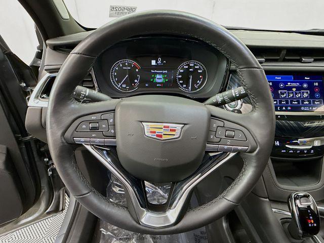 used 2024 Cadillac XT6 car, priced at $38,990