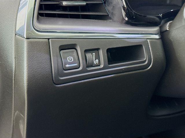 used 2019 Cadillac XT5 car, priced at $22,495