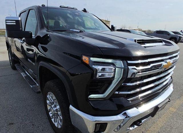 used 2025 Chevrolet Silverado 3500 car, priced at $70,495