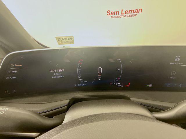 used 2024 Cadillac XT4 car, priced at $32,990