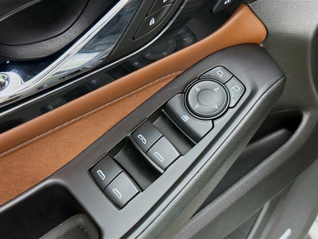 used 2020 Chevrolet Traverse car, priced at $27,490