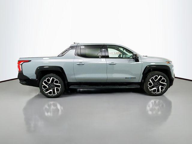 new 2025 Chevrolet Silverado EV car, priced at $84,506