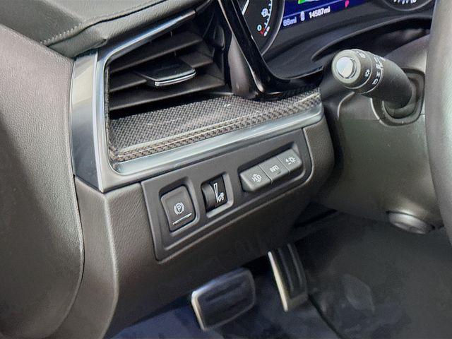 used 2024 Cadillac XT5 car, priced at $36,995