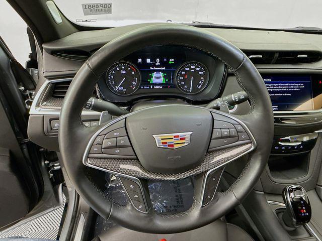 used 2024 Cadillac XT5 car, priced at $36,995