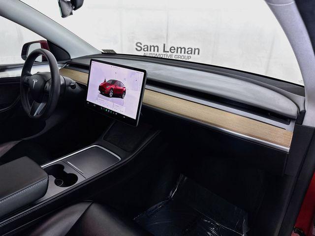 Tesla Model Y view 28