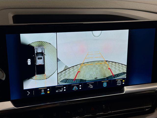 used 2024 Chevrolet Silverado 2500 car, priced at $59,995