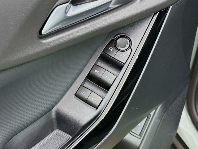 new 2026 Chevrolet Equinox car, priced at $30,704