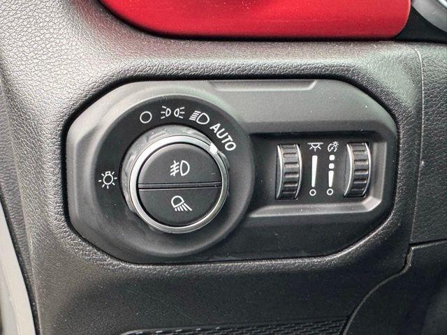 used 2021 Jeep Gladiator car, priced at $30,987