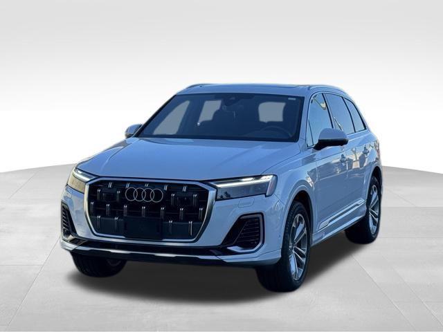 used 2025 Audi Q7 car, priced at $43,838