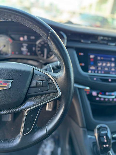 used 2020 Cadillac XT5 car, priced at $25,995